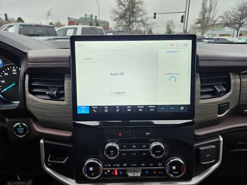 Used 2022 Ford Expedition Limited image 30