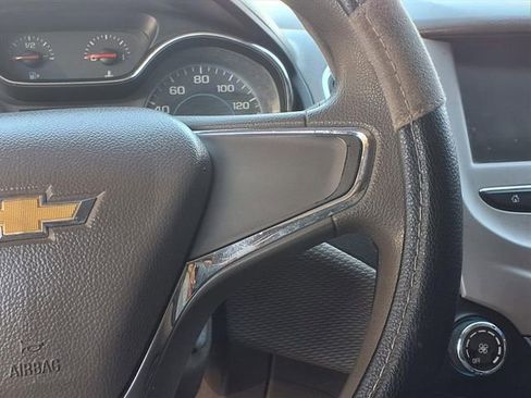 Used 2017 Chevrolet Cruze LS FWD image 18