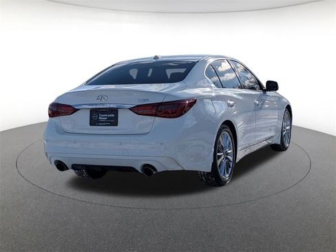 Used 2021 INFINITI Q50 Luxe w/ All Weather Package image 5