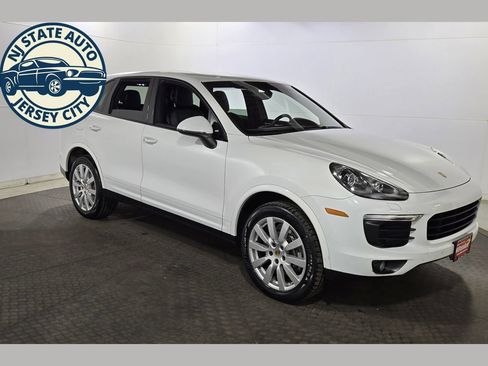 Used 2018 Porsche Cayenne Platinum Edition AWD/4WD image 1