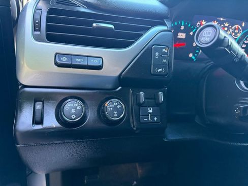 Used 2016 Chevrolet Tahoe LTZ image 32