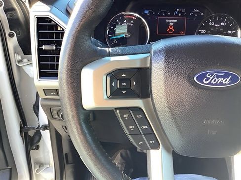 Used 2020 Ford F250 Lariat w/ Lariat Ultimate Package image 21