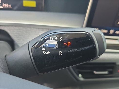 New 2026 Volkswagen Tiguan S image 22