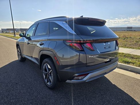 New 2026 Hyundai Tucson SEL image 3