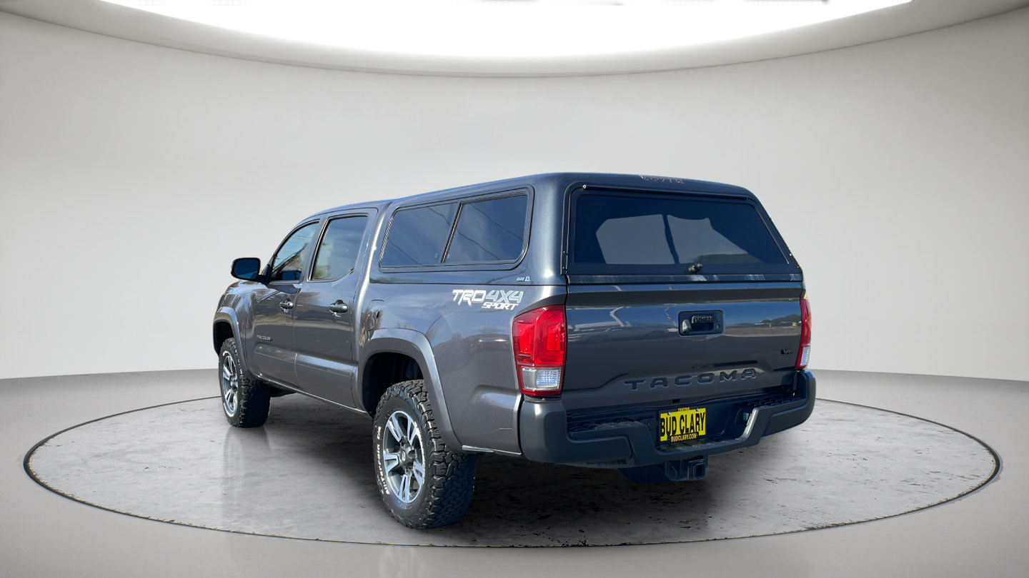 Certified 2017 Toyota Tacoma TRD Sport w/ Tow Package AWD/4WD image 7