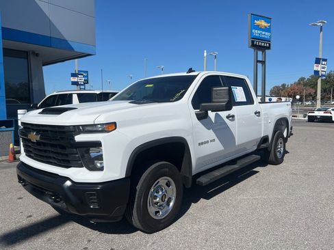 Used 2024 Chevrolet Silverado 2500 W/T image 1