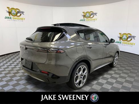 New 2024 Alfa Romeo Tonale Ti image 8