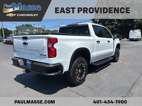 Used 2024 Chevrolet Silverado 1500 ZR2 w/ Technology Package AWD/4WD image 7