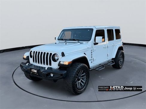 Used 2020 Jeep Wrangler Unlimited Sahara image 1