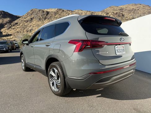 Used 2023 Hyundai Santa Fe SEL FWD image 3