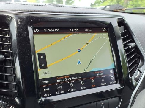 Used 2019 Jeep Cherokee Limited w/ Technology Group image 20