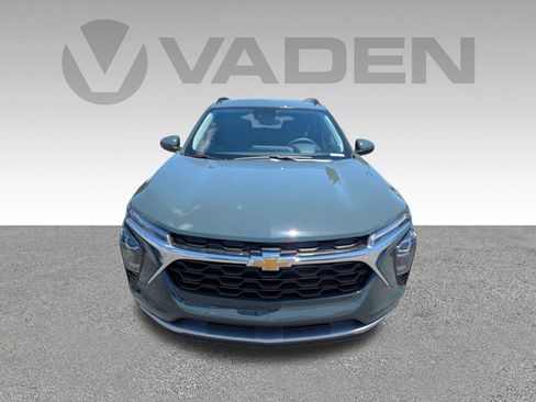 New 2026 Chevrolet Trax LT FWD image 30