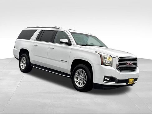 Used 2019 GMC Yukon XL SLT w/ Open Road Package AWD/4WD image 8