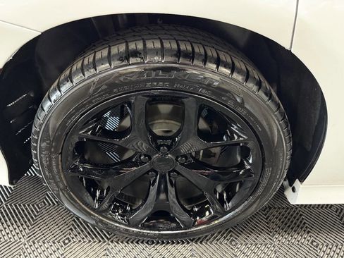 Used 2019 Dodge Charger GT w/ Driver Confidence Group image 17