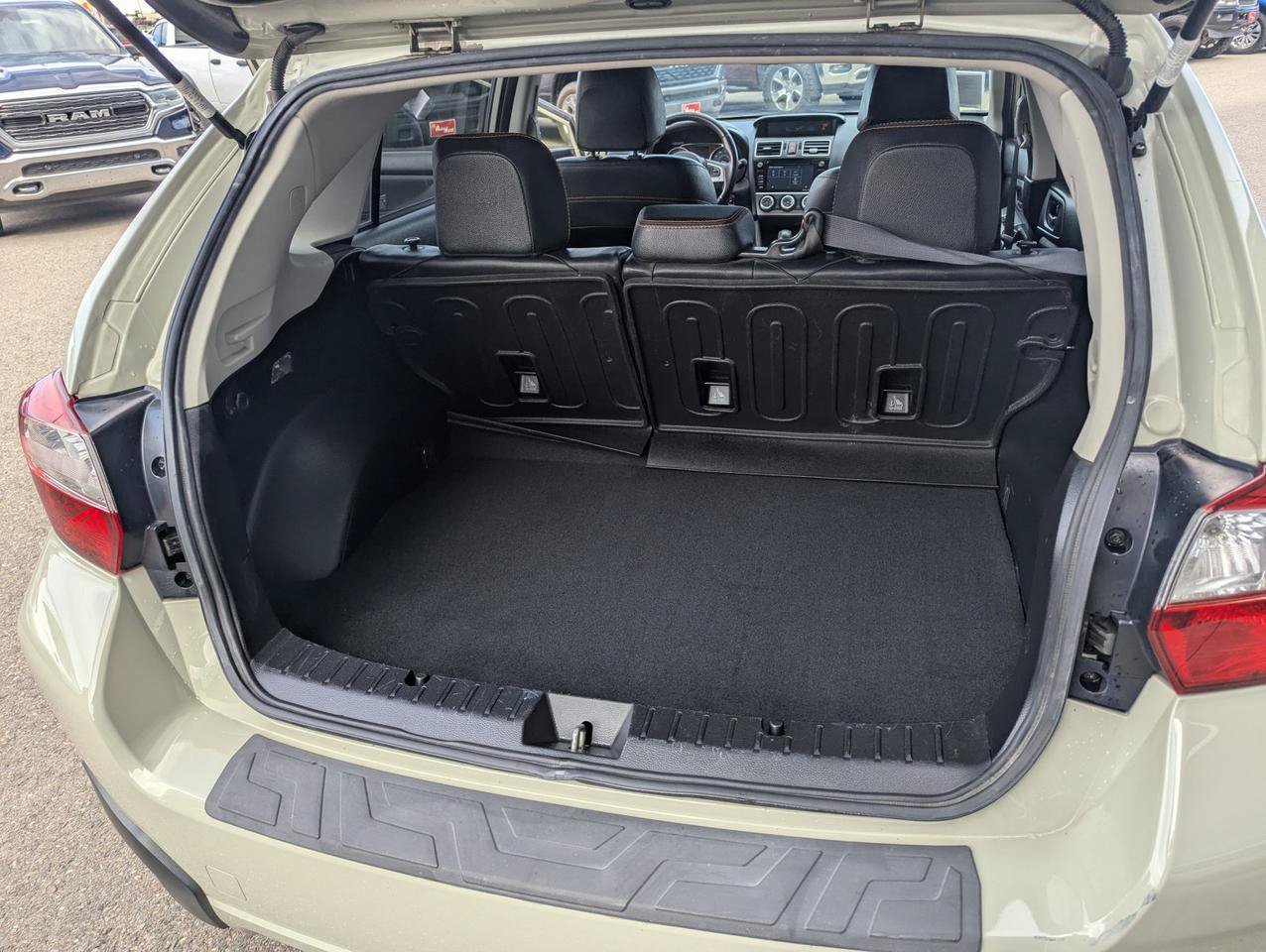 Used 2017 Subaru Crosstrek 2.0i Limited AWD/4WD image 27