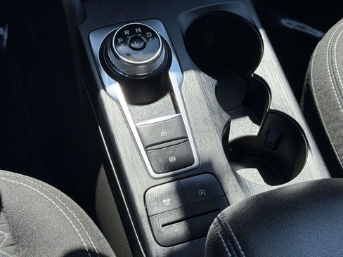 Used 2025 Ford Escape Active AWD/4WD image 10