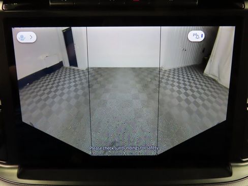 Used 2024 Ford F150 Lariat w/ Equipment Group 502A High image 18