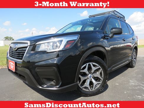 Used 2020 Subaru Forester Premium image 1