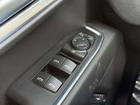 Used 2022 Chevrolet Silverado 1500 RST image 17