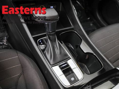 Used 2024 Hyundai Santa Cruz SE image 13