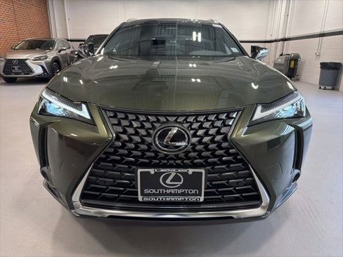 Used 2025 Lexus UX 300h AWD w/ Accessory Package (Z1) image 2