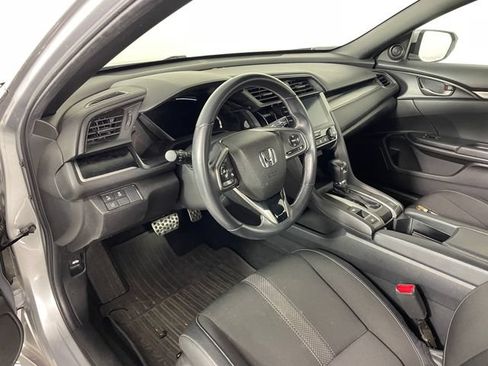 Used 2021 Honda Civic Sport image 2