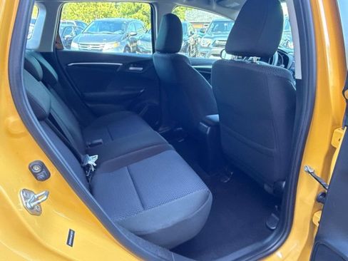 Used 2018 Honda Fit LX image 20