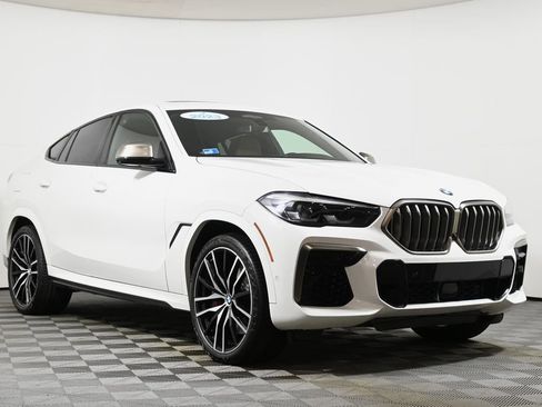 Certified 2023 BMW X6 M50i w/ Dynamic Handling Package image 9