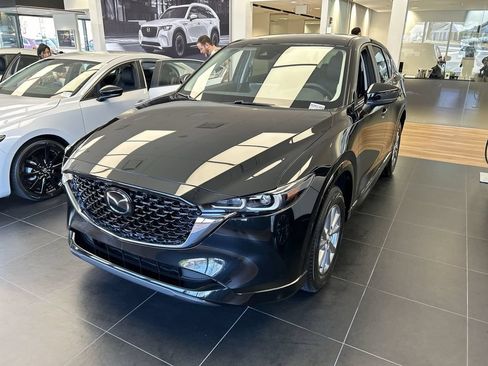 Used 2024 MAZDA CX-5 AWD 2.5 S w/ Select Package image 3