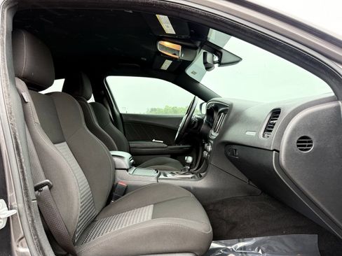 Used 2022 Dodge Charger R/T w/ Blacktop Package RWD image 26