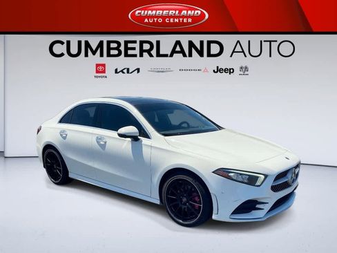 Used 2022 Mercedes-Benz A 220 image 1
