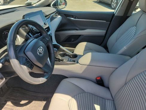 Used 2024 Toyota Camry SE w/ Cold Weather Package AWD/4WD image 4
