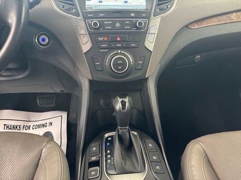 Used 2018 Hyundai Santa Fe Sport w/ 2.0T Ultimate Tech Package 05 AWD/4WD image 19