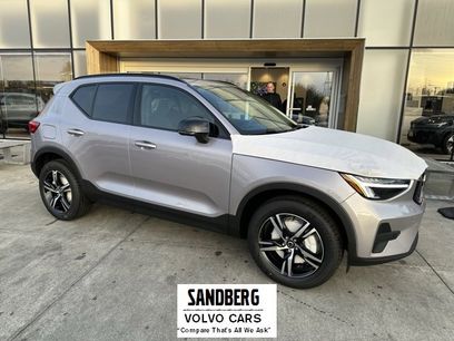 New 2026 Volvo XC40 B5 Core w/ Protection Package Premier
