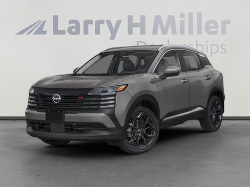 New 2026 Nissan Kicks SR w/ Cold Weather Package FWD image 1