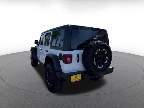 Used 2025 Jeep Wrangler Unlimited Rubicon AWD/4WD image 9