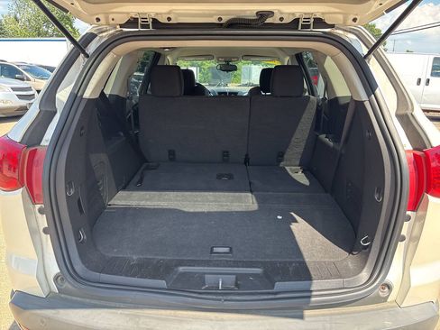 Used 2012 Chevrolet Traverse LT w/ All-Star Edition AWD/4WD image 19