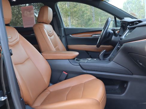 Used 2021 Cadillac XT5 Premium Luxury AWD/4WD image 19