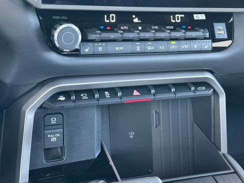 New 2026 Toyota Tundra Platinum AWD/4WD image 23
