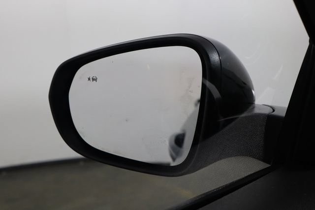 Used 2025 Chevrolet Trax ACTIV w/ Driver Confidence Package FWD image 35
