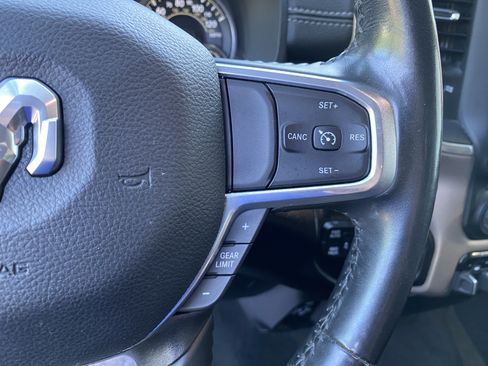 Used 2022 RAM 1500 Laramie AWD/4WD image 21
