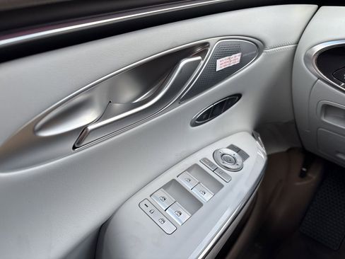 New 2026 Genesis GV70 2.5T Advanced image 22