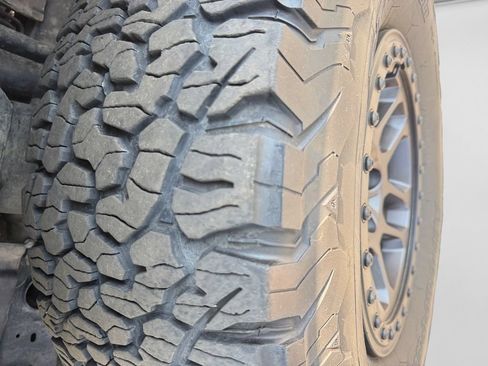 Used 2022 Jeep Wrangler Unlimited Rubicon w/ Xtreme Recon 35" Tire Package AWD/4WD image 19