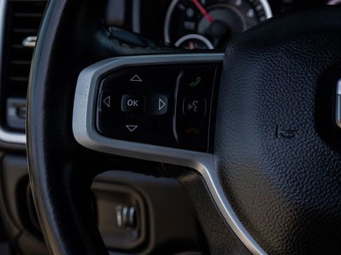 Used 2023 RAM 1500 Big Horn AWD/4WD image 23
