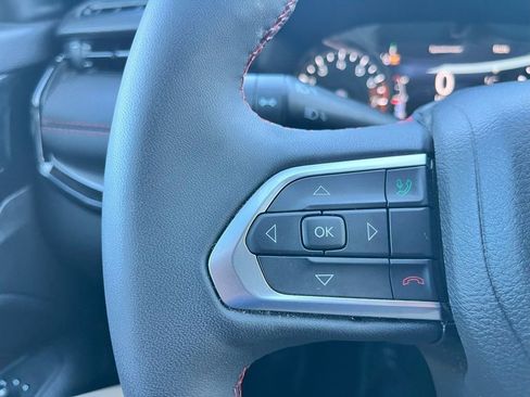 Used 2024 Jeep Compass Trailhawk w/ Trailhawk Convenience Group image 26