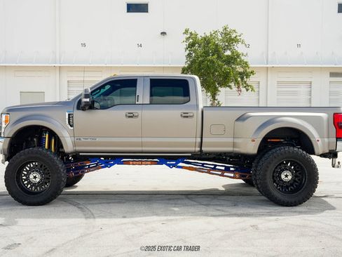 Used 2017 Ford F450 King Ranch w/ King Ranch Ultimate Package image 3