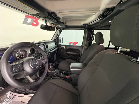 Used 2023 Jeep Wrangler Unlimited Sport AWD/4WD image 12