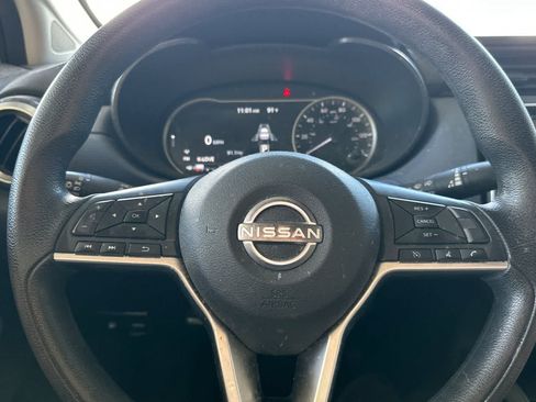 Used 2024 Nissan Versa SV FWD image 24