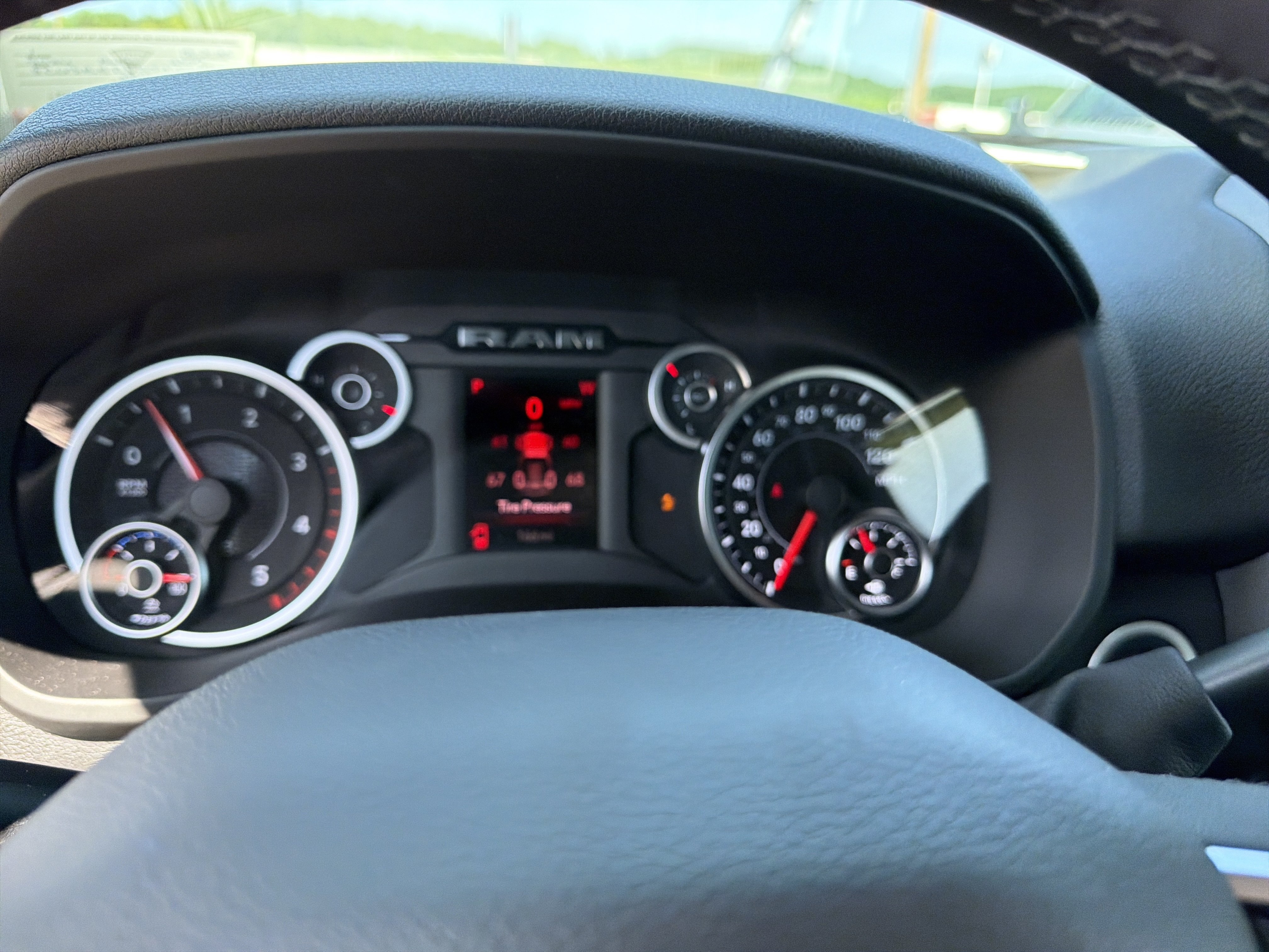 New 2026 RAM 2500 Big Horn AWD/4WD image 18