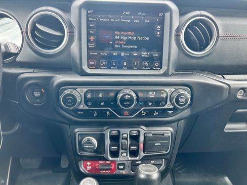 Used 2020 Jeep Wrangler Unlimited Rubicon w/ Quick Order Package 28Y Recon AWD/4WD image 21
